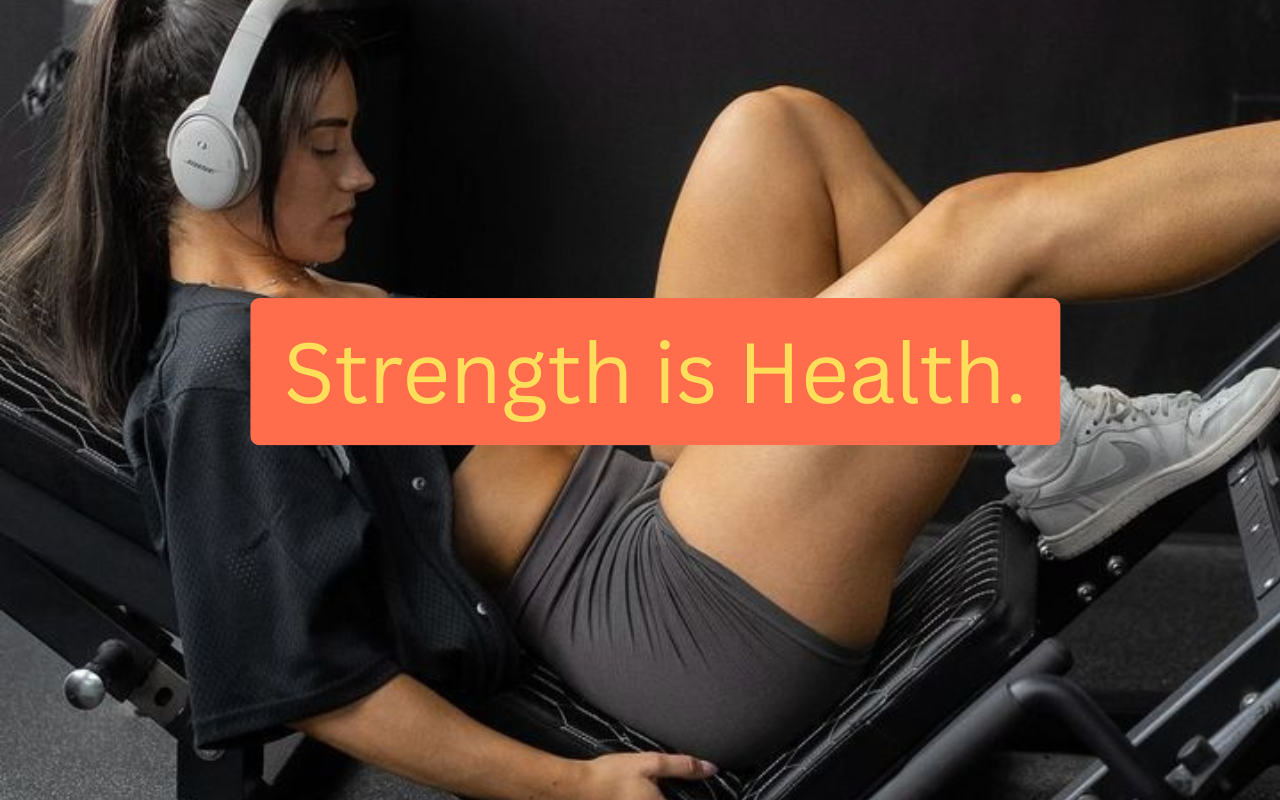 Read more about the article Feminine Strength: Building Muscles Without Losing Elegance